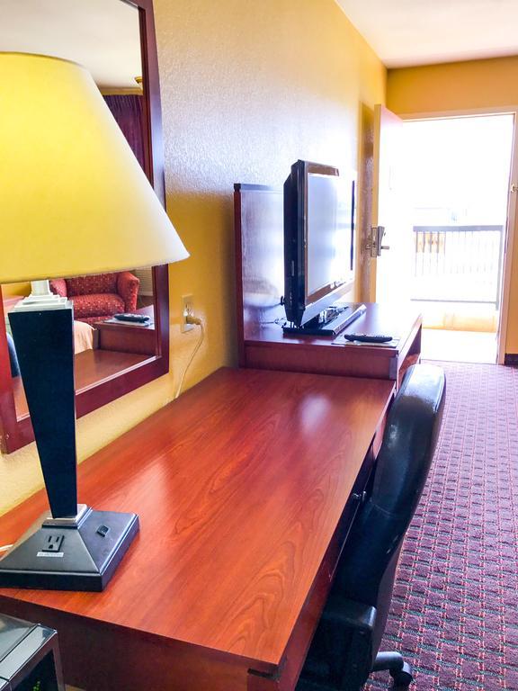 Americas Best Value Inn Yukon Exterior foto